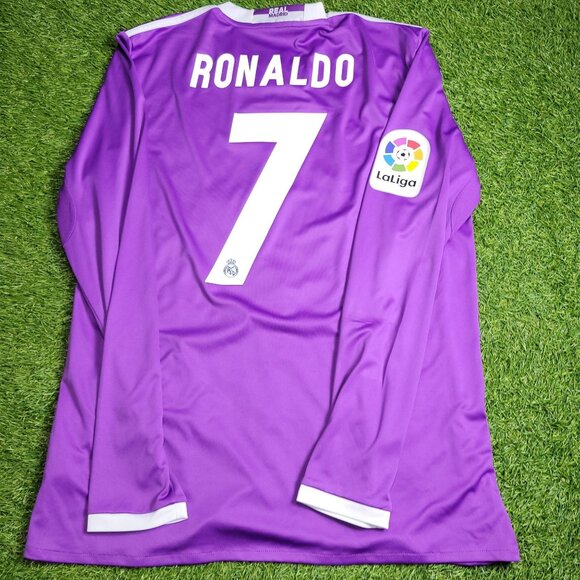 Cristiano Ronaldo Real Madrid 2016 2017 Purple Away Long Sleeve Soccer Jersey L - Picture 1 of 9